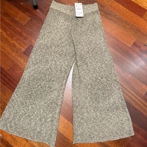 Zara Cozy Knit Wide Leg Pants in Grayish Green - Muted Green